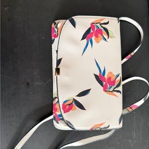 Floral crossbody clutch purse
